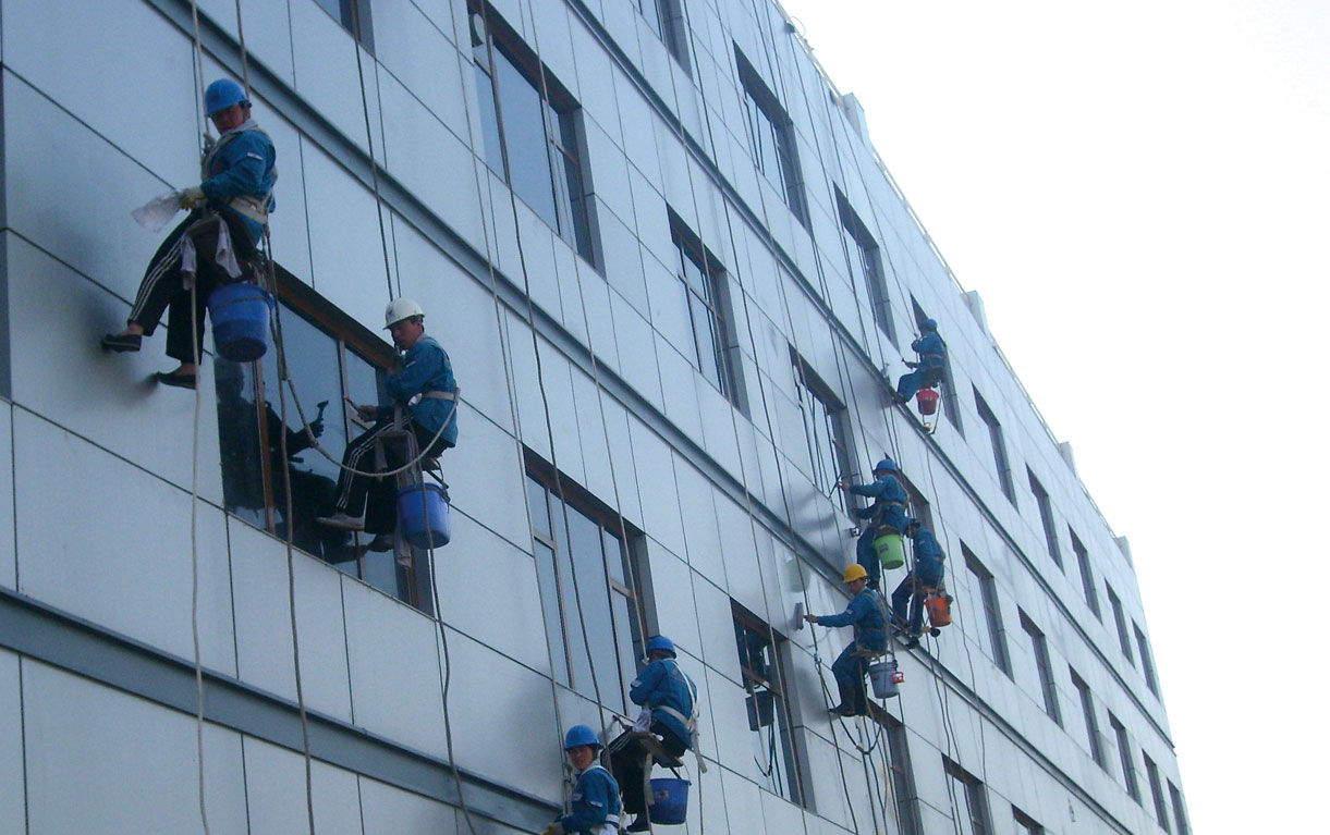 高空瓷砖外墙清洗