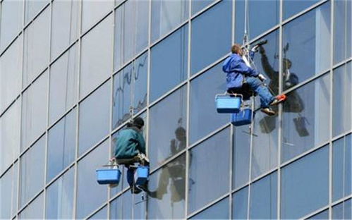 无人机清洗的精度能否满足高端写字楼需求？—北京新卓高外墙清洗