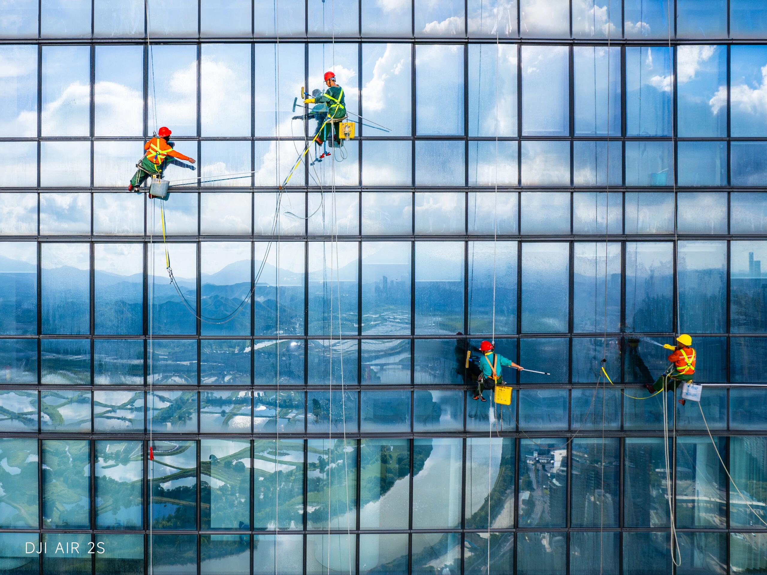 北京外墙清洗后能保持多久不脏？有防尘处理吗？